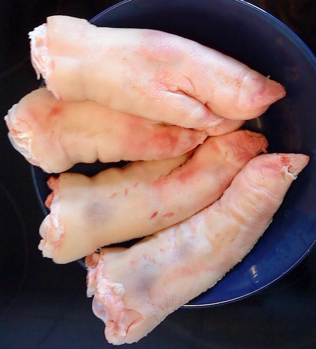 ขาหมูสด - 1 KG